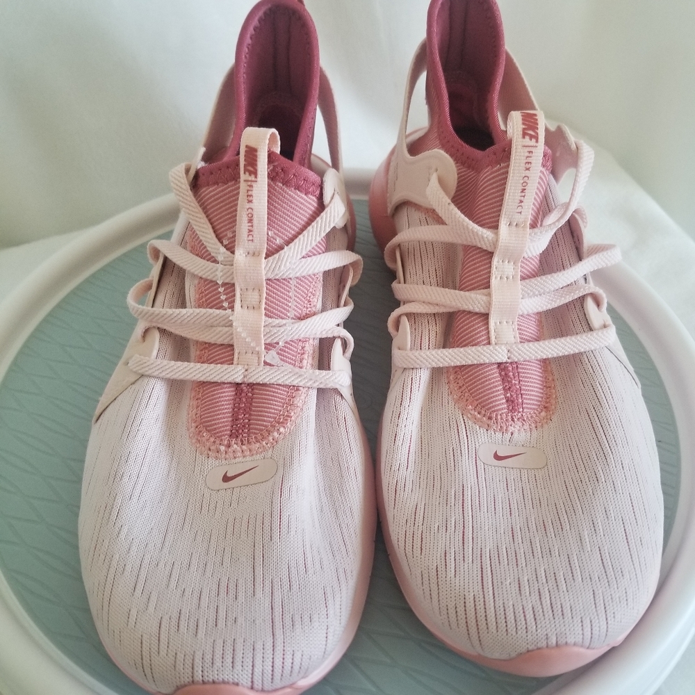 NEW* Nike Flex Running Shoe-Natural Motion offset 6.0 /2019- size 8 Ladies